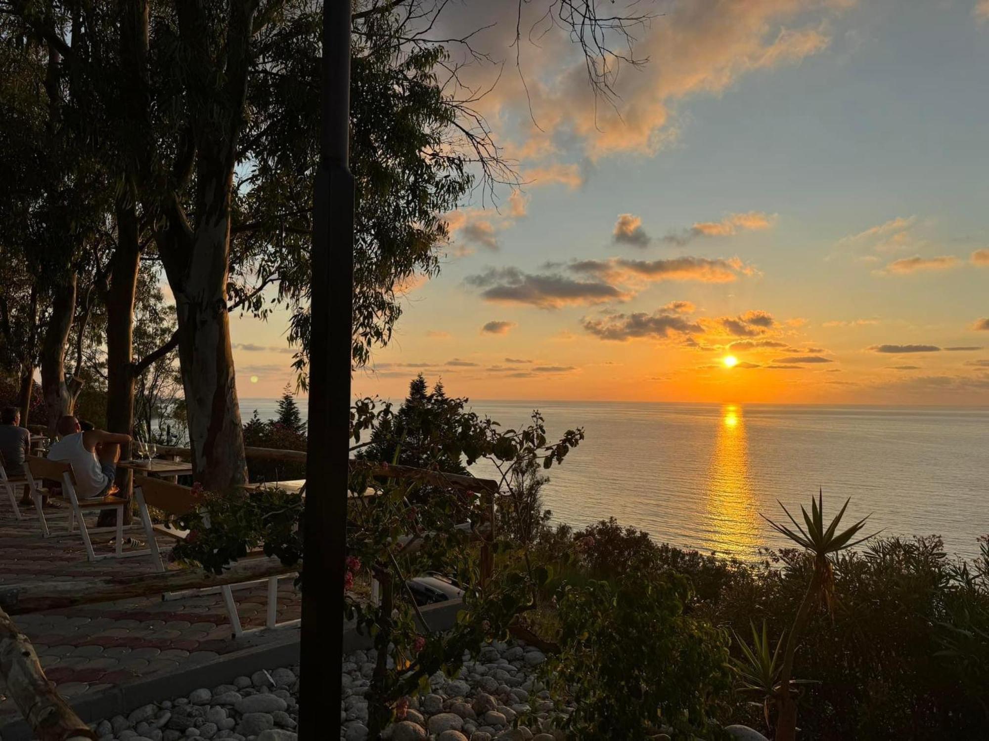 Villa Vistamare Piedigrotta Casa Sul Mare Pizzo  Esterno foto